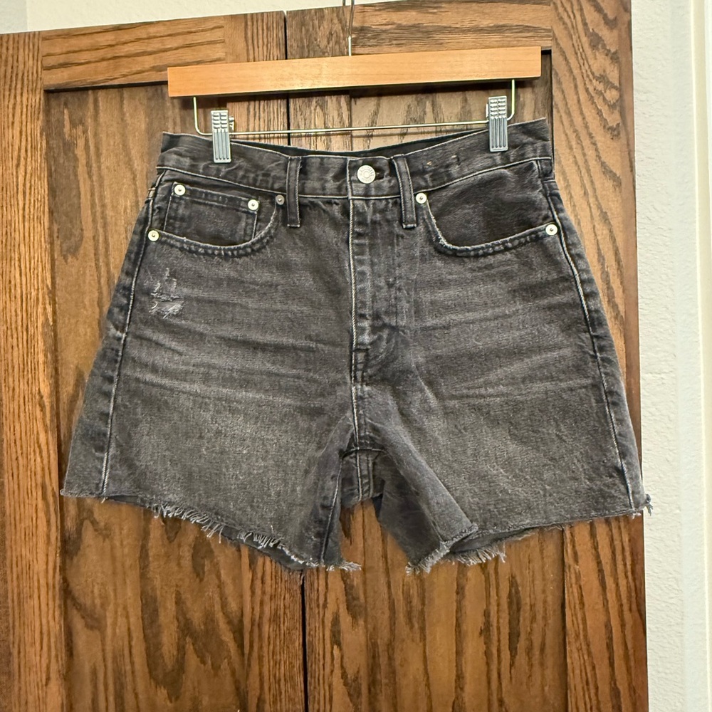 Madewell Relaxed Mid-Length Denim Shorts - Picture 3 of 6